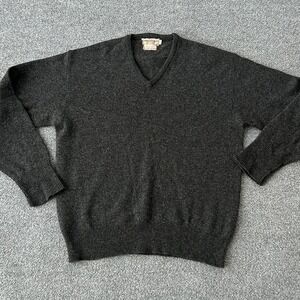Vintage 100% Wool V-Neck Sweater Men L Australian Lambswool 60s 70s